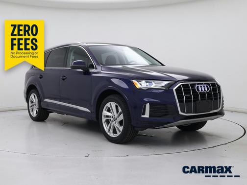 Blue 2023 Audi Q7 Premium