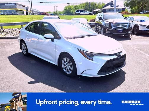 White 2021 Toyota Corolla LE