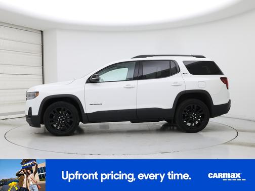 White 2023 GMC Acadia SLT