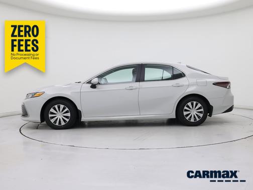 White 2023 Toyota Camry Hybrid LE