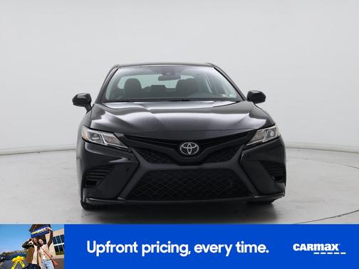 Black 2019 Toyota Camry SE