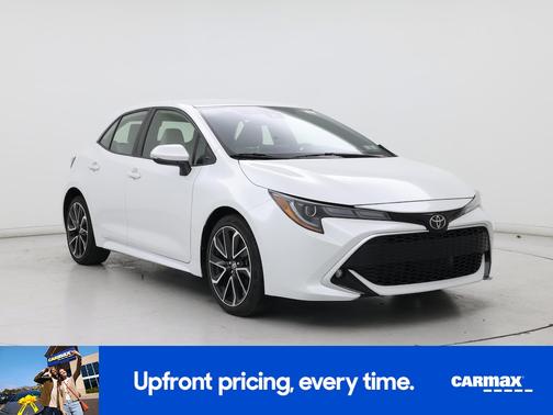 White 2022 Toyota Corolla Hatchback XSE
