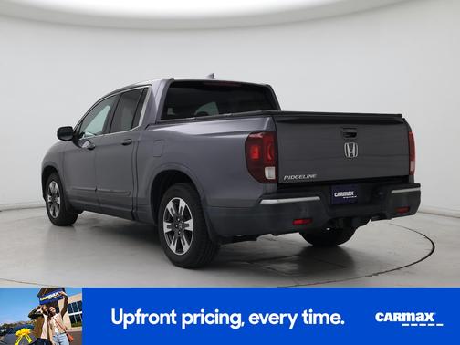 Gray 2017 Honda Ridgeline RTL-T