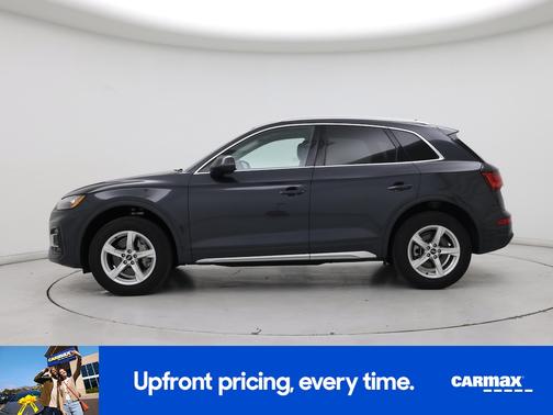Gray 2023 Audi Q5 Premium