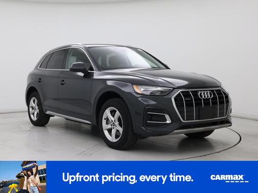 Gray 2023 Audi Q5 Premium