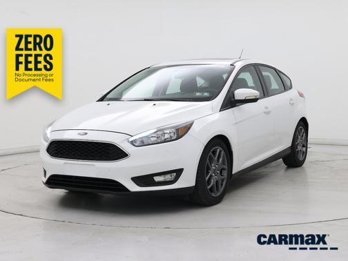 White 2017 Ford Focus SEL