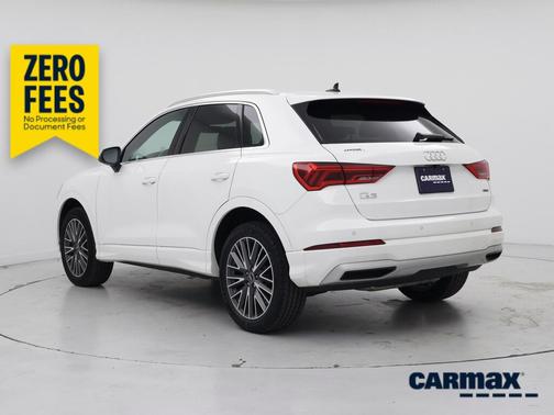 White 2021 Audi Q3 Premium