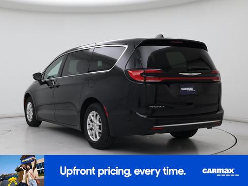 Black 2025 Chrysler Pacifica Select