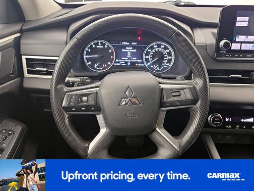 2022 Mitsubishi Outlander ES