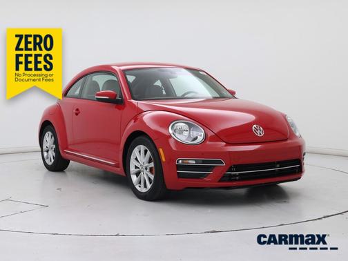 Red 2017 Volkswagen Beetle SE