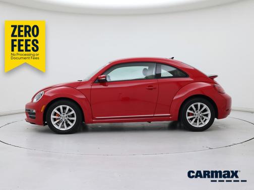 Red 2017 Volkswagen Beetle SE