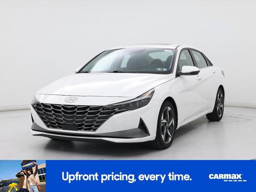 White 2023 Hyundai ELANTRA Limited