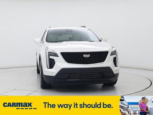 2022 Cadillac XT4 Premium Luxury