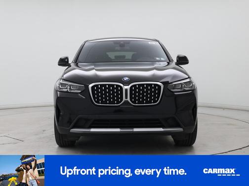 Black 2022 BMW X4 XDrive30i