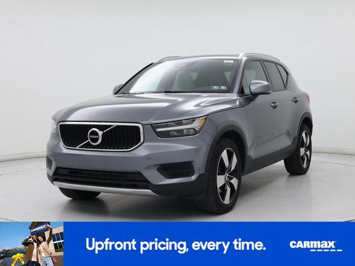 Gray 2019 Volvo XC40 T5 Momentum