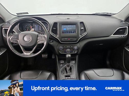 White 2019 Jeep Cherokee Latitude Plus