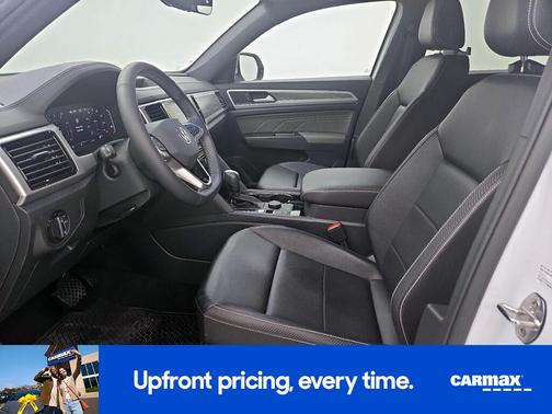 2022 Volkswagen Atlas Cross Sport SE w/Tech