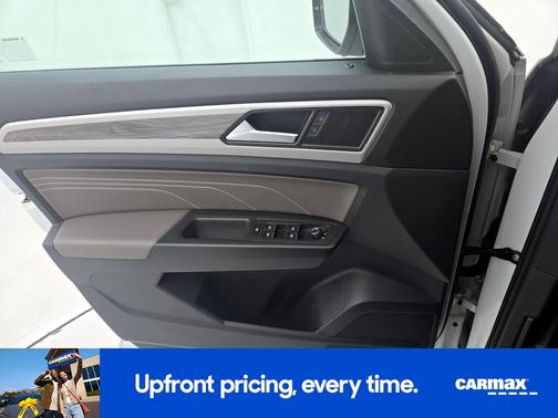 2022 Volkswagen Atlas Cross Sport SE w/Tech