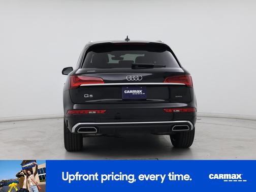 Black 2023 Audi Q5 S-Line Premium