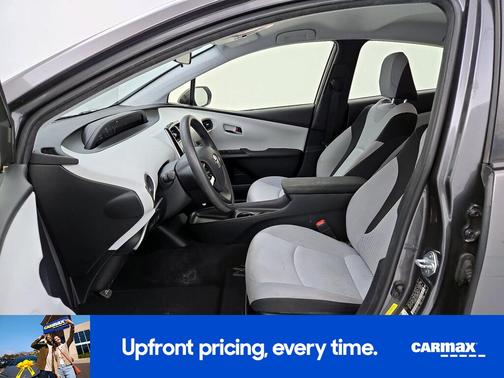 2016 Toyota Prius Two