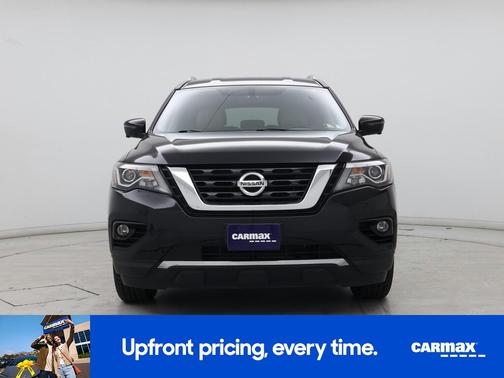 Black 2020 Nissan Pathfinder SL