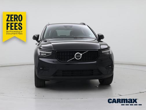 Black 2025 Volvo XC40 B5 Ultra Dark Theme