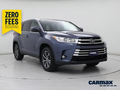 Blue 2019 Toyota Highlander XLE