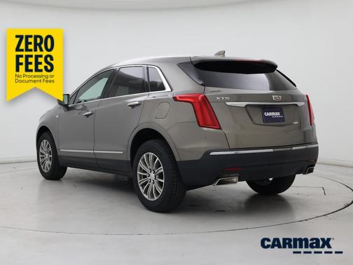 Gray 2019 Cadillac XT5 Luxury