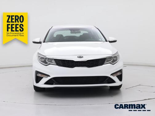White 2019 Kia Optima LX