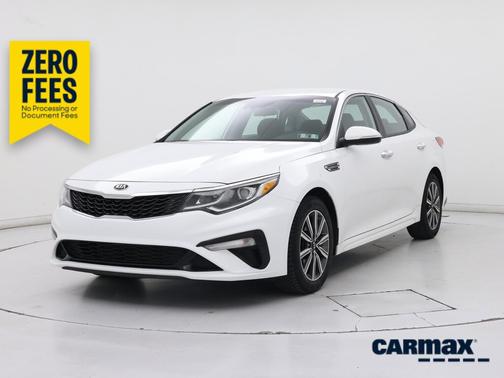 White 2019 Kia Optima LX