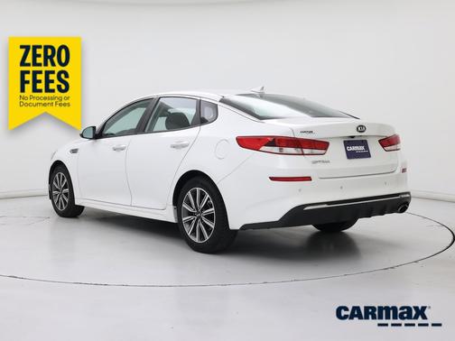 White 2019 Kia Optima LX