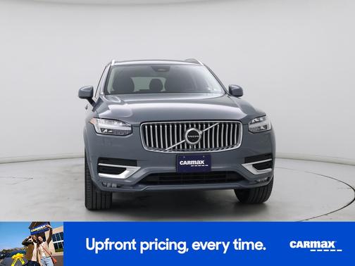 2023 Volvo XC90 B6 Plus