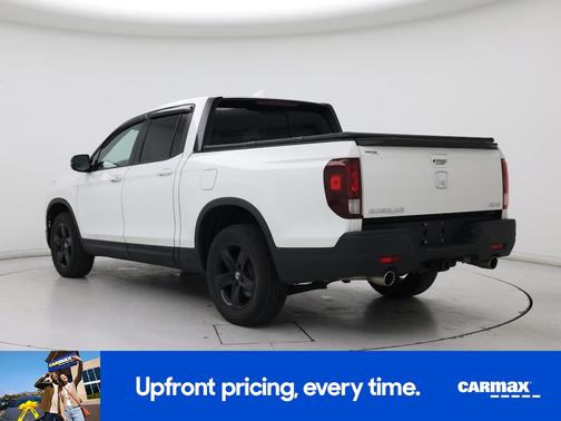 White 2022 Honda Ridgeline Black Edition