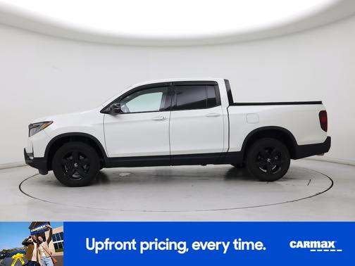 White 2022 Honda Ridgeline Black Edition