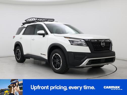 White 2025 Nissan Pathfinder Rock Creek