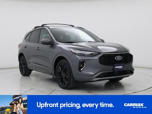 2023 Ford Escape ST-Line Elite