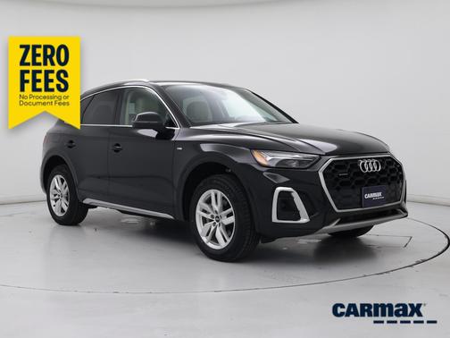 Black 2024 Audi Q5 S-Line Premium