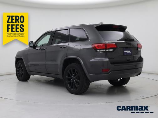 Gray 2018 Jeep Grand Cherokee Altitude