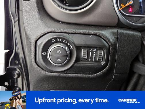 Black 2020 Jeep Gladiator Sport