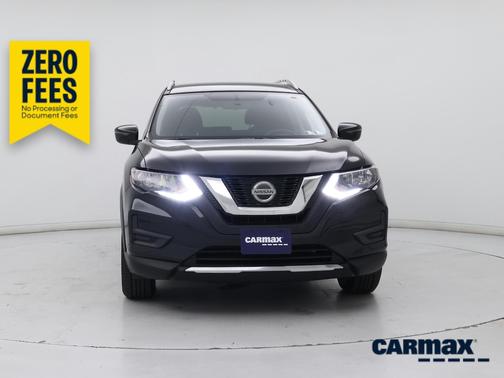 Black 2018 Nissan Rogue SV