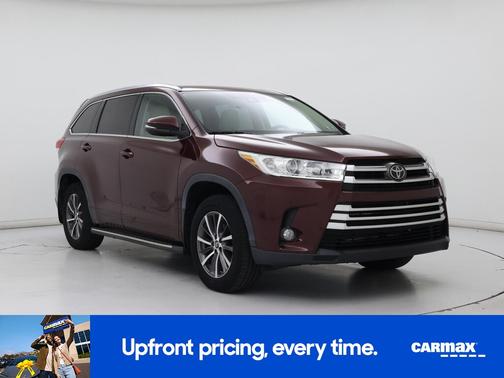 Burgundy 2018 Toyota Highlander XLE