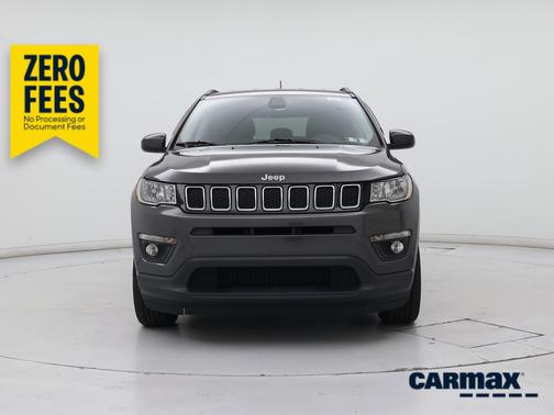 Gray 2018 Jeep Compass Latitude
