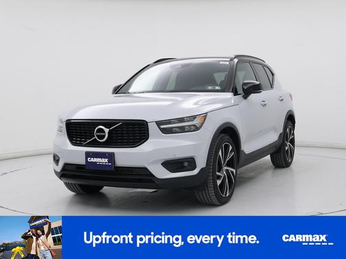 2021 Volvo XC40 T5 R-Design