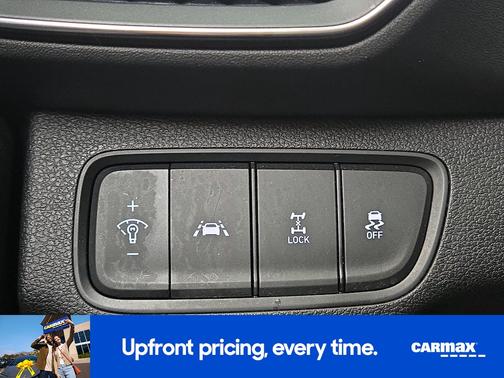 2020 Hyundai SANTA FE SE