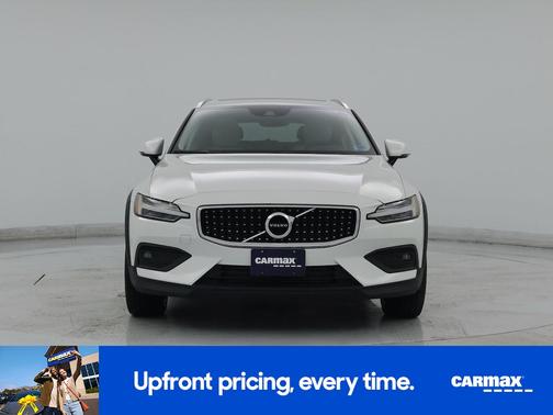 2021 Volvo V60 Cross Country T5