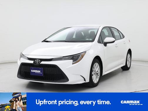 White 2021 Toyota Corolla LE