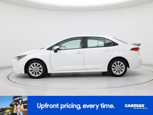 White 2021 Toyota Corolla LE