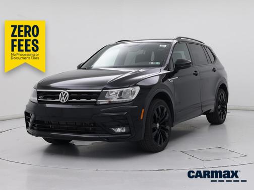 Black 2021 Volkswagen Tiguan SE
