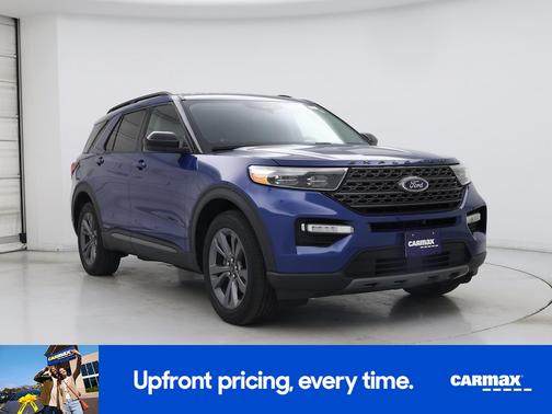 Blue 2022 Ford Explorer XLT