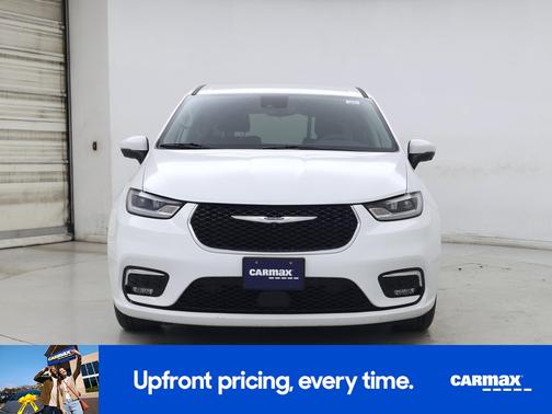 White 2023 Chrysler Pacifica Hybrid Touring L